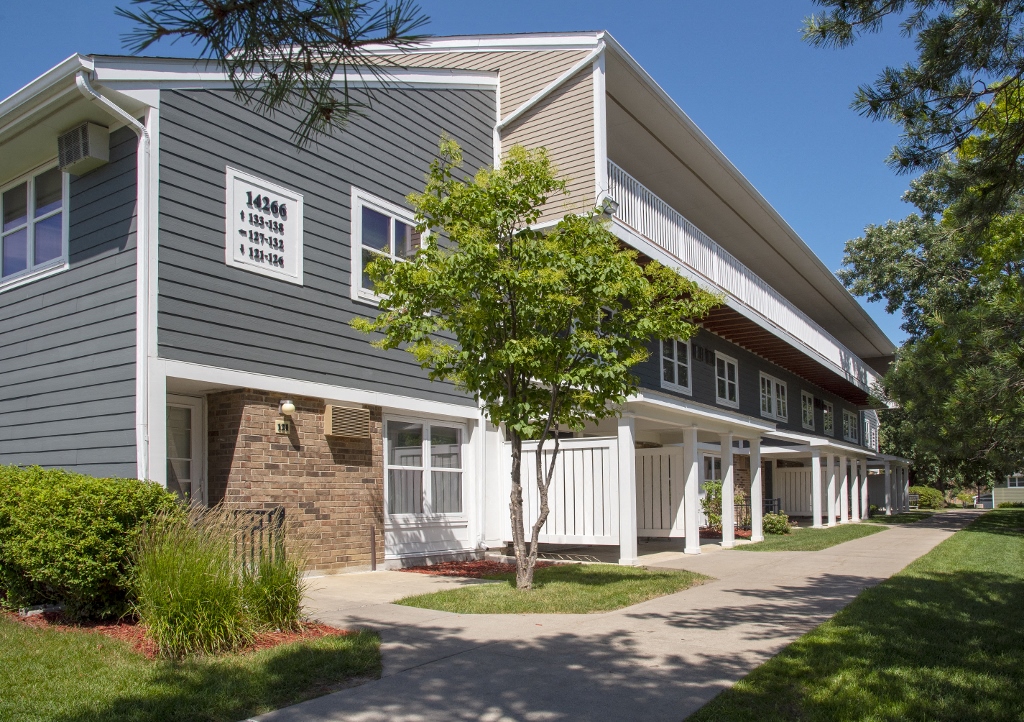 Chancellor Manor Apartments, 14250 Irving Avenue South, Burnsville, MN
